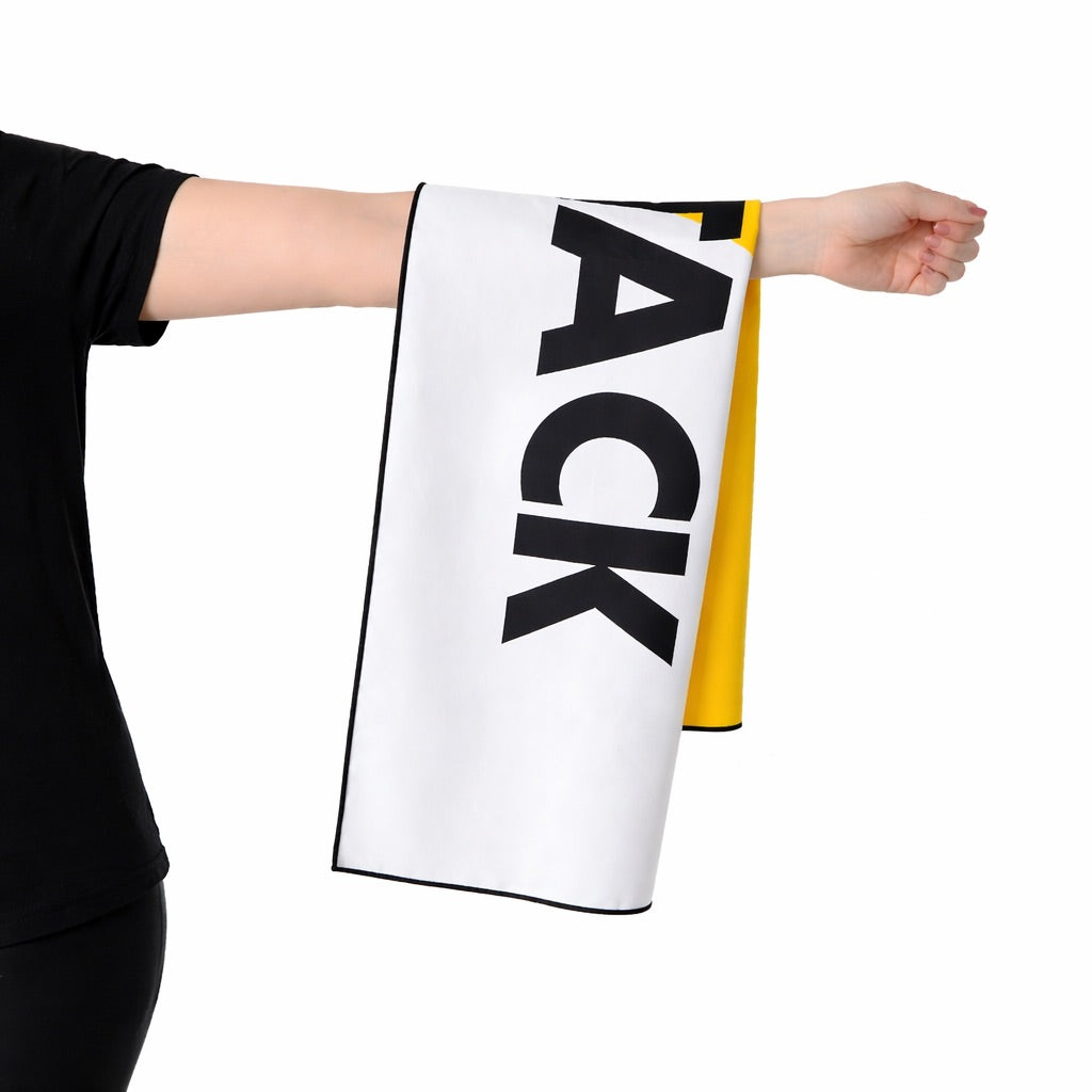 Quick-drying gym towel - Body attack white/yellow